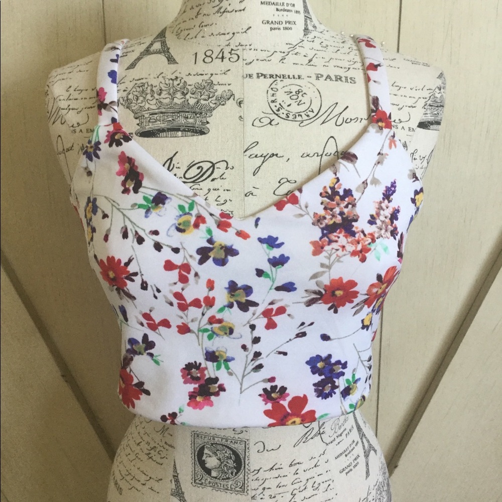 🌸🌼 Express Flower Crop Top🌼🌸
